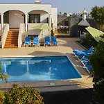 Casa Indiana - Lh110 By Now Ltd * Playa Blanca (Lanzarote)