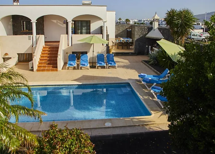 Casa Indiana - Lh110 By Now Ltd * Playa Blanca (Lanzarote)