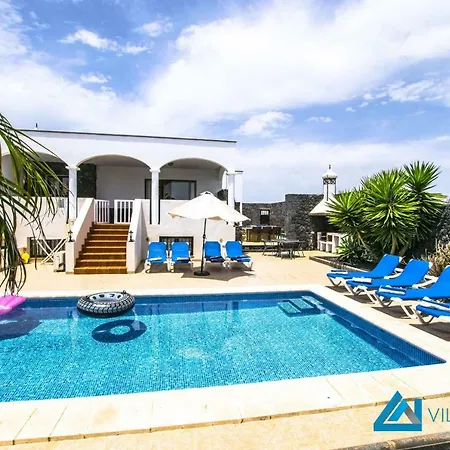 Villa Casa Indiana - Lh110 By Now Ltd